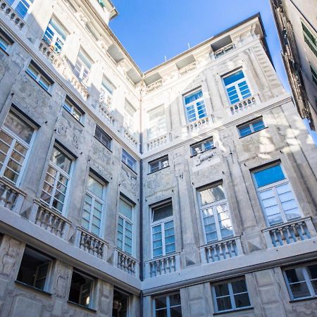 Apartmán Elegante Loft In Centro Storico Acquario Janov Exteriér fotografie