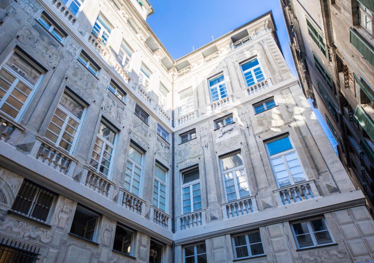 Apartmán Elegante Loft In Centro Storico Acquario Janov Exteriér fotografie
